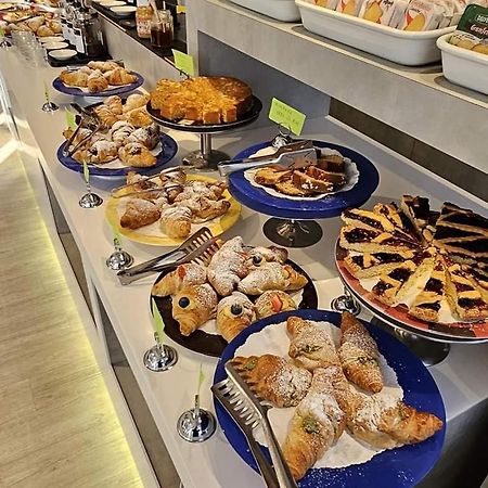 Hotel Annalisa 里乔内 外观 照片